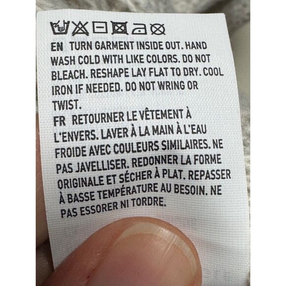 AMERICAN EAGLE Knit Fringe Sweater Poncho, Light Gray, One Size - Picture 11 of 12